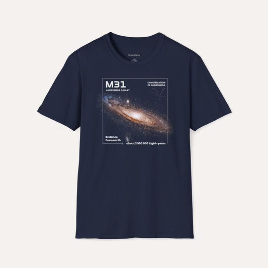 M31 Andromeda Galaxy T-Shirt – Constellation of Andromeda DE