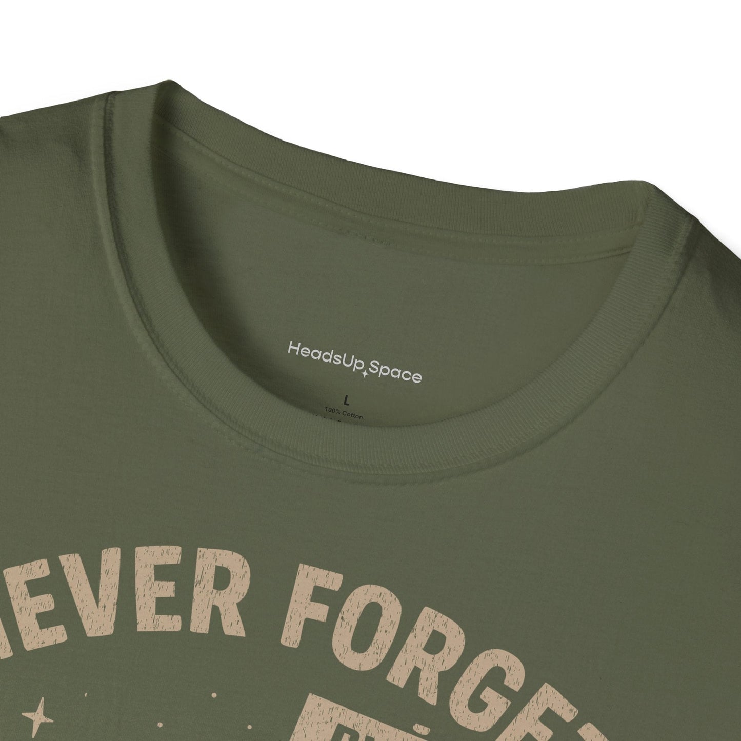 Never Forget Pluto – Dwarf Planet Tribute Tee DE