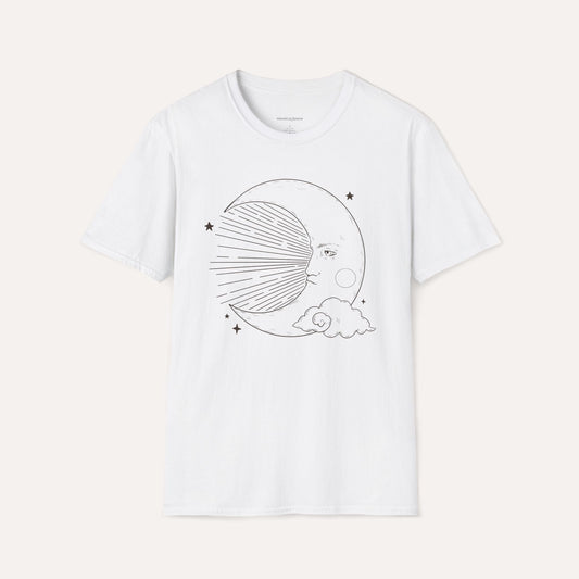 Vintage Moon Face T-Shirt – Celestial Line Art Tee for Dreamers & Stargazers