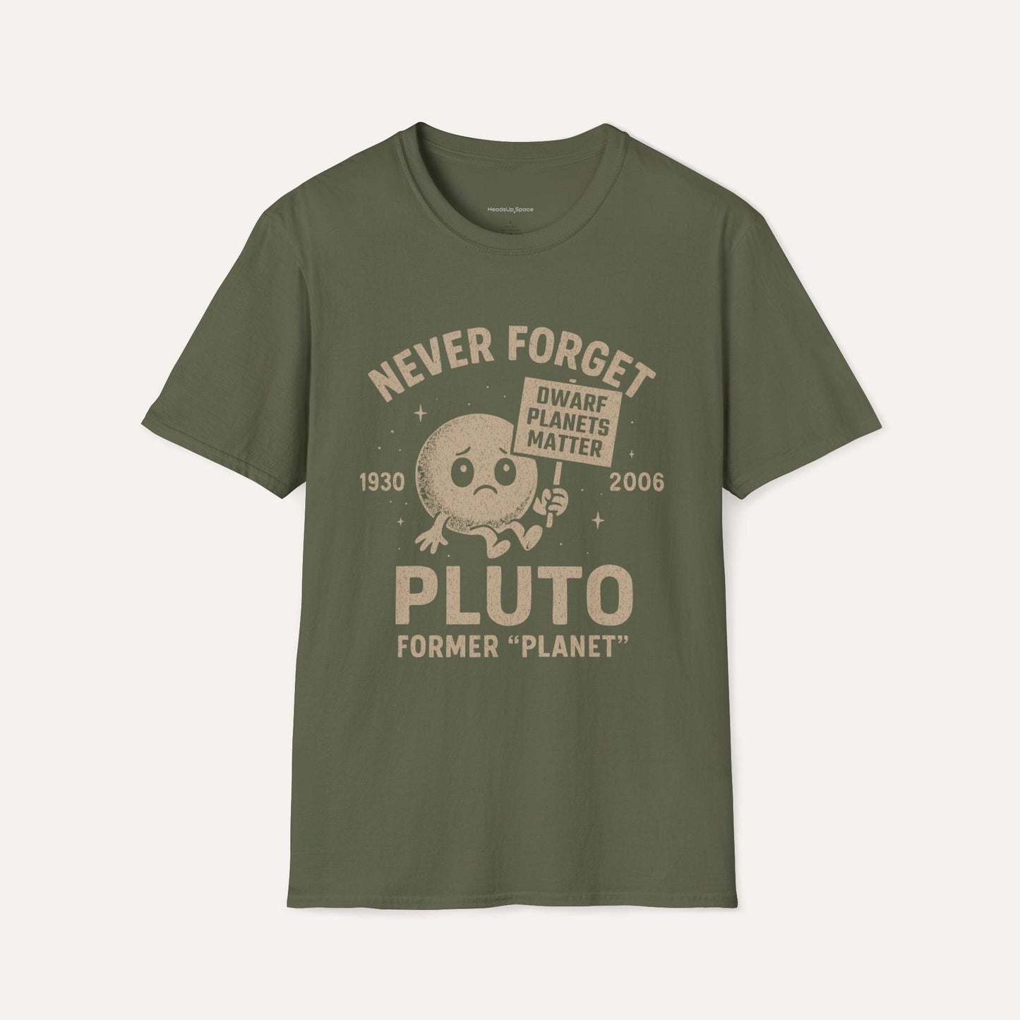Never Forget Pluto – Dwarf Planet Tribute Tee