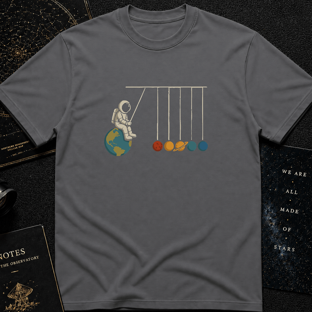 Newton's Space Cradle – Astronaut Planet Swing Tee