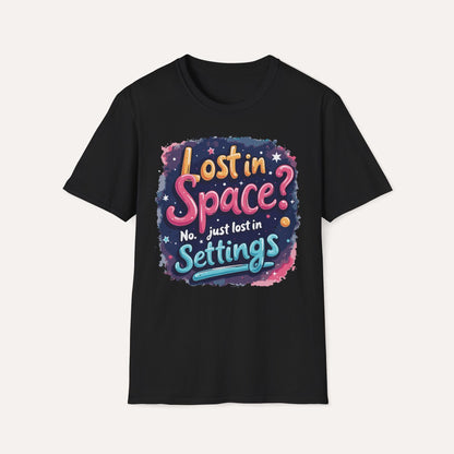 lost in settings T-Shirt