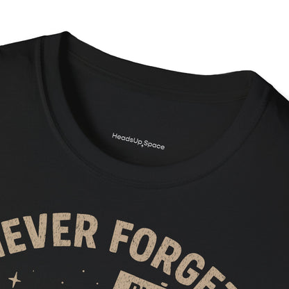 Never Forget Pluto – Dwarf Planet Tribute Tee DE